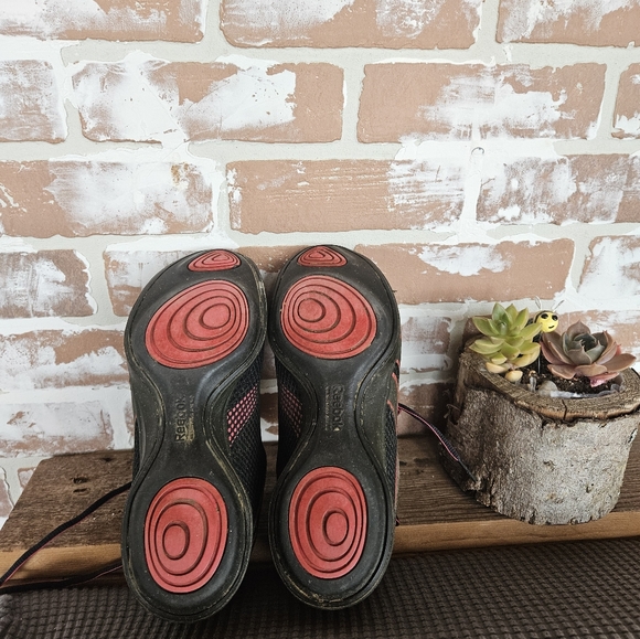 Reebox easy tone. Size 7.5 - Picture 3 of 7